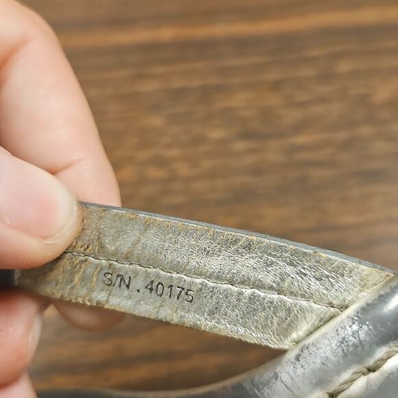 Tory Burch Miller Sandals Silver Metallic Logo Thong 9M - Picture 8 of 10